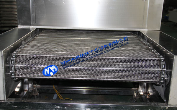 醫(yī)療行業(yè)呼吸面罩成型固化不銹鋼隧道式烘干爐 醫(yī)療行業(yè)呼吸面罩成型固化不銹鋼隧道式烘干爐